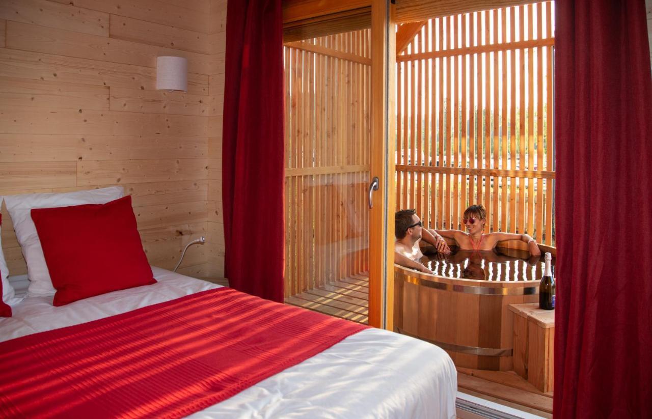 Les De La Viarhona / Cabane-spa