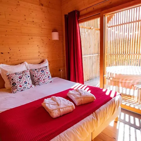 Les Lodges de la ViaRhôna / cabane-spa Virignin Exterior foto
